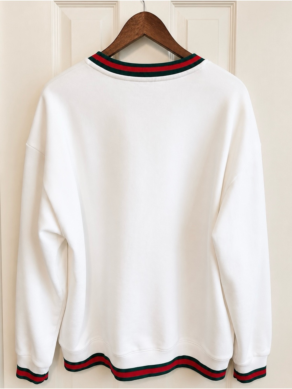 Gucci White Crewneck Sweater with Green & Red Stripe Trim - Picture 2 of 2